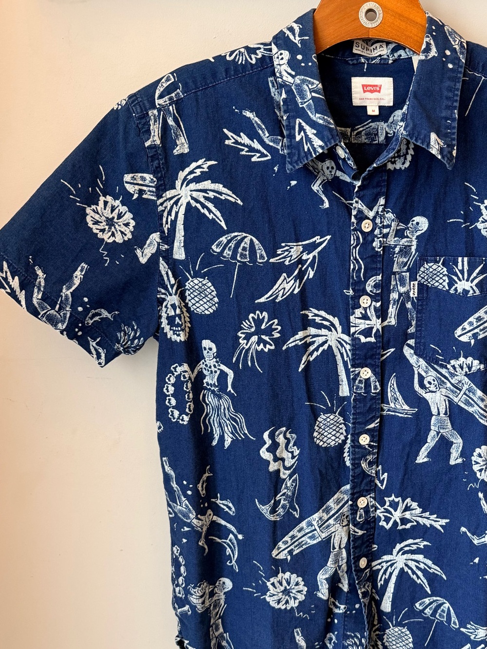 Levi’s Supima Skeleton Surf Aloha Shirt – Y2K Hawaiian Goth Halloween Hawaii